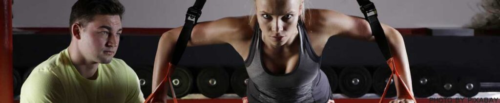 การสอนงานมีทั้งความเข้าใจว่าคือการสอนให้ความรู้แต่การโค้ชนั้นแตกต่าง